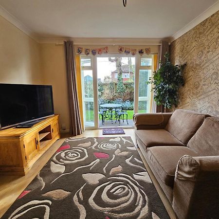 Harry Potter Hogwarts Apartment Watford  Esterno foto
