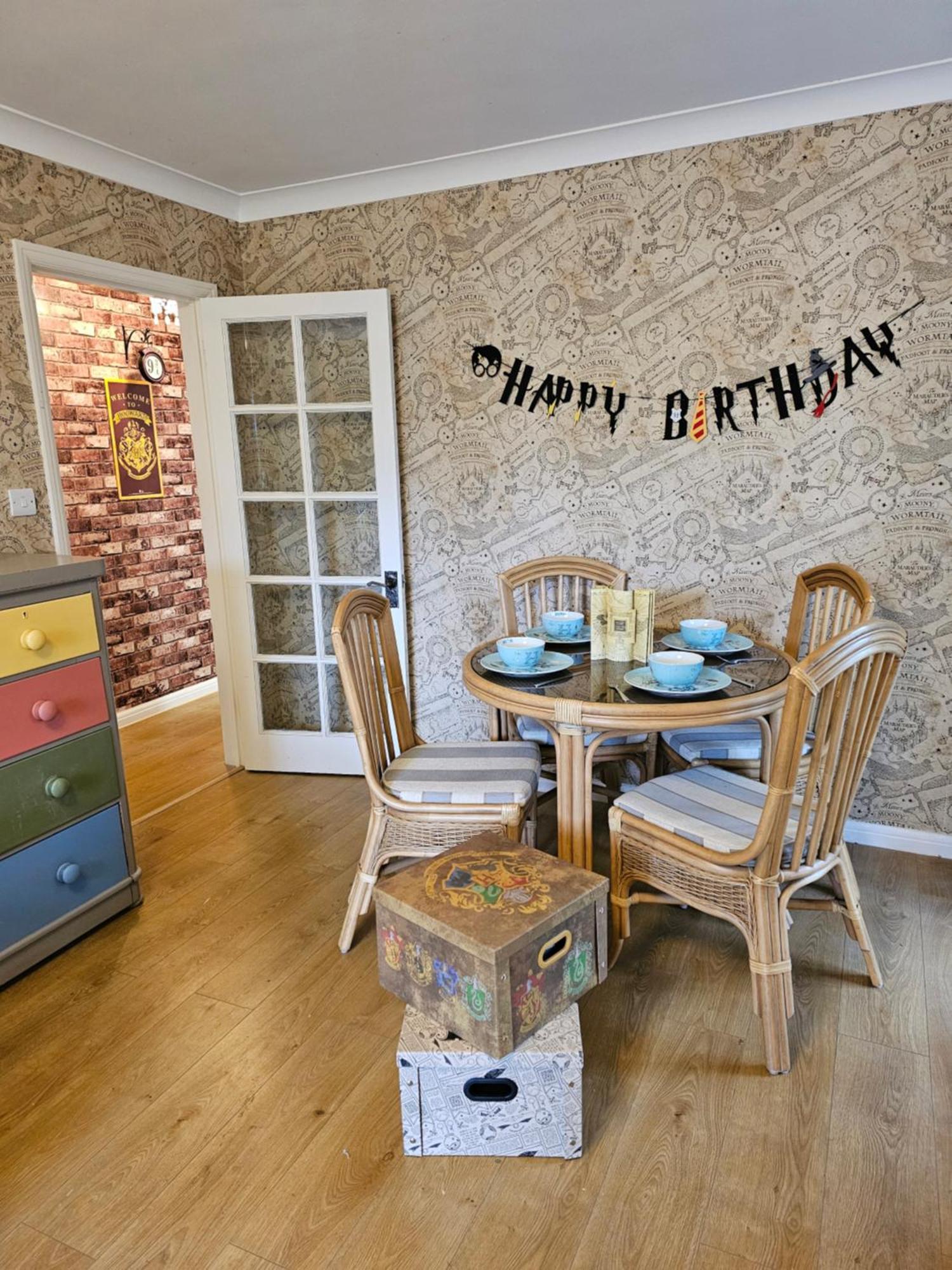 Harry Potter Hogwarts Apartment Watford  Esterno foto